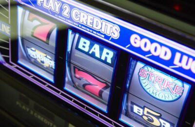 How do you feel about jackpot slot games and their pay-outs?